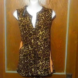 Women's Leopard Sleeveless tank side-stripe V-neck